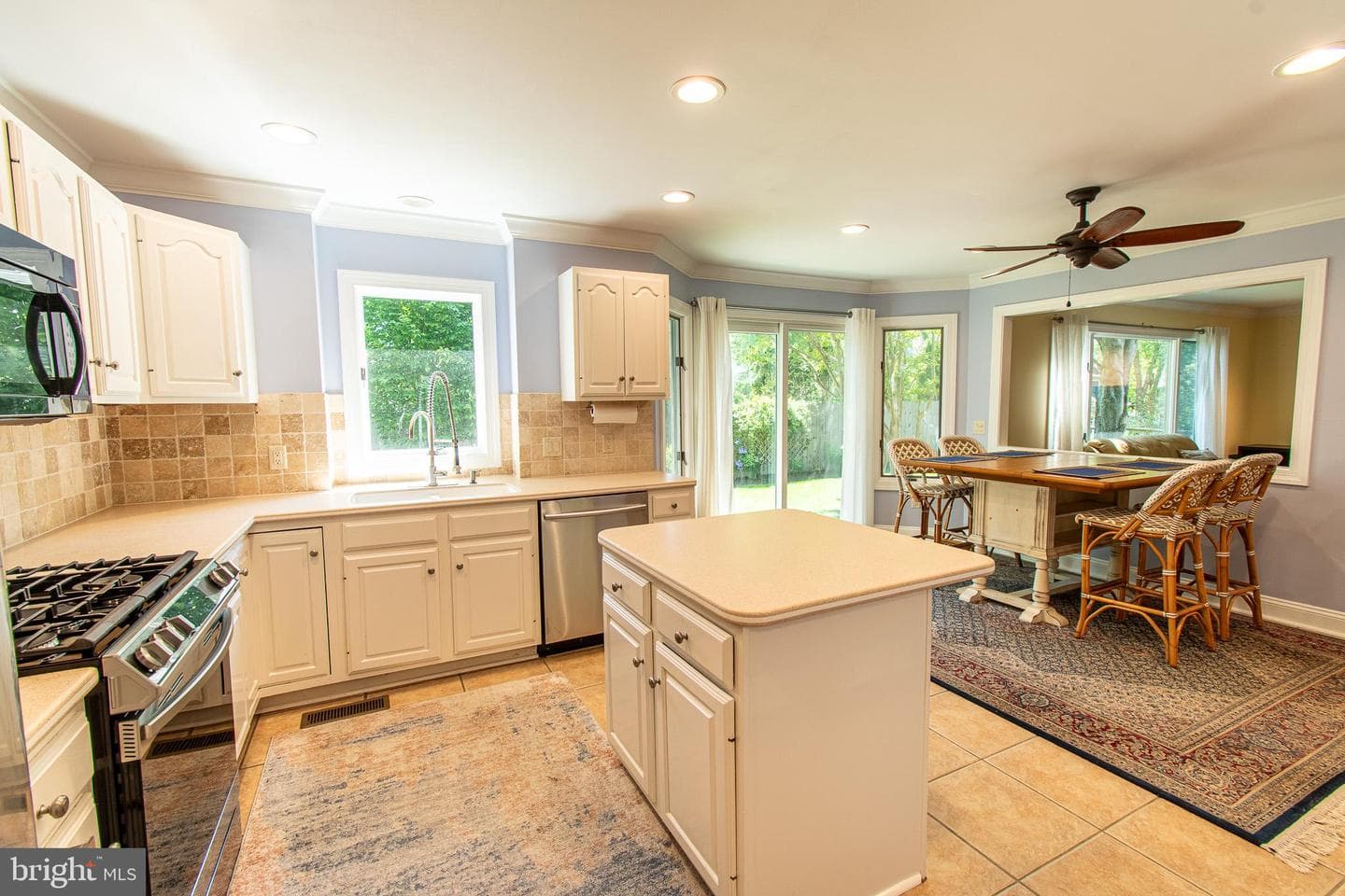 102 Jacks Point Road photo 22