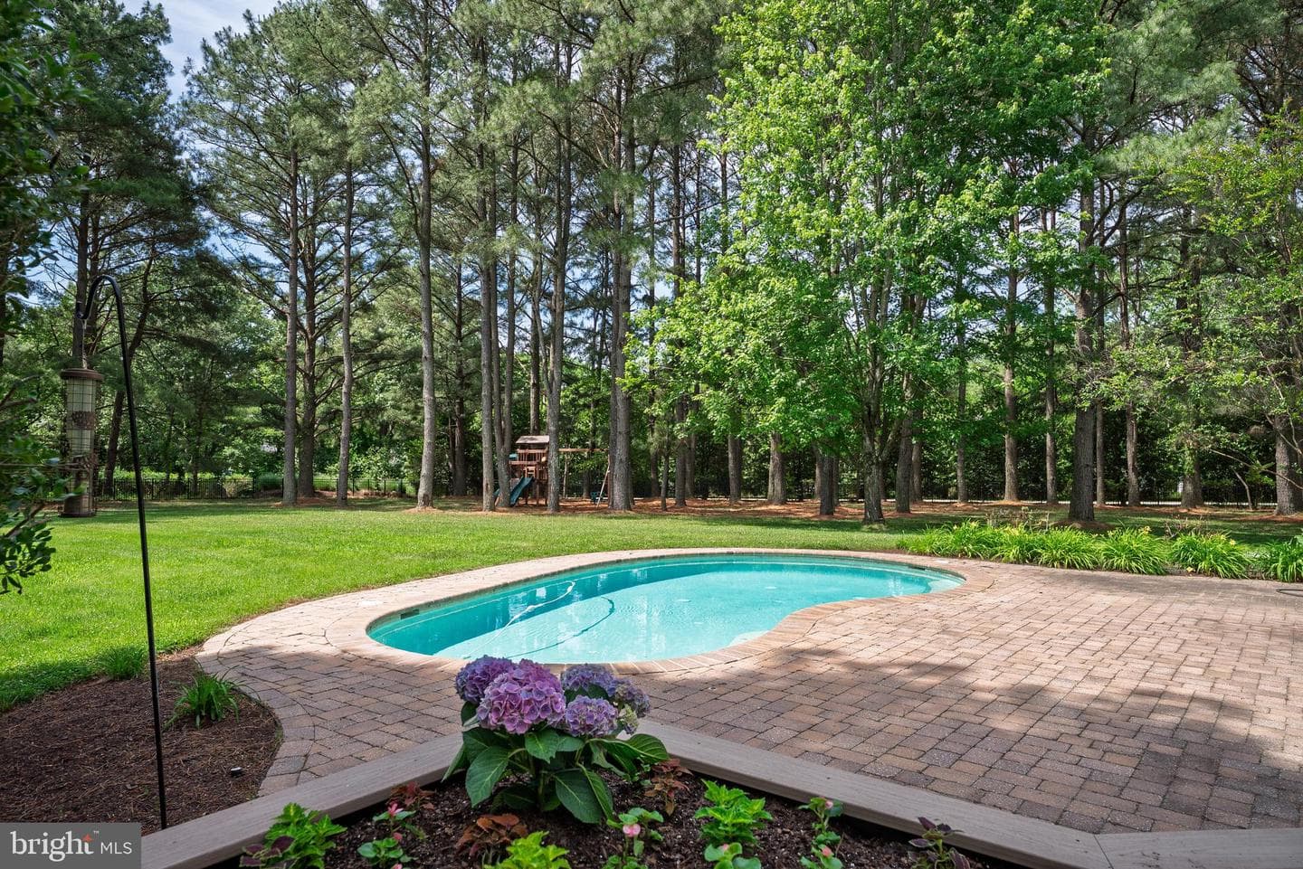 27939 Waverly Road photo 3
