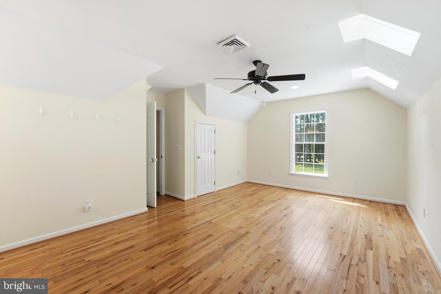 27939 Waverly Road photo 42