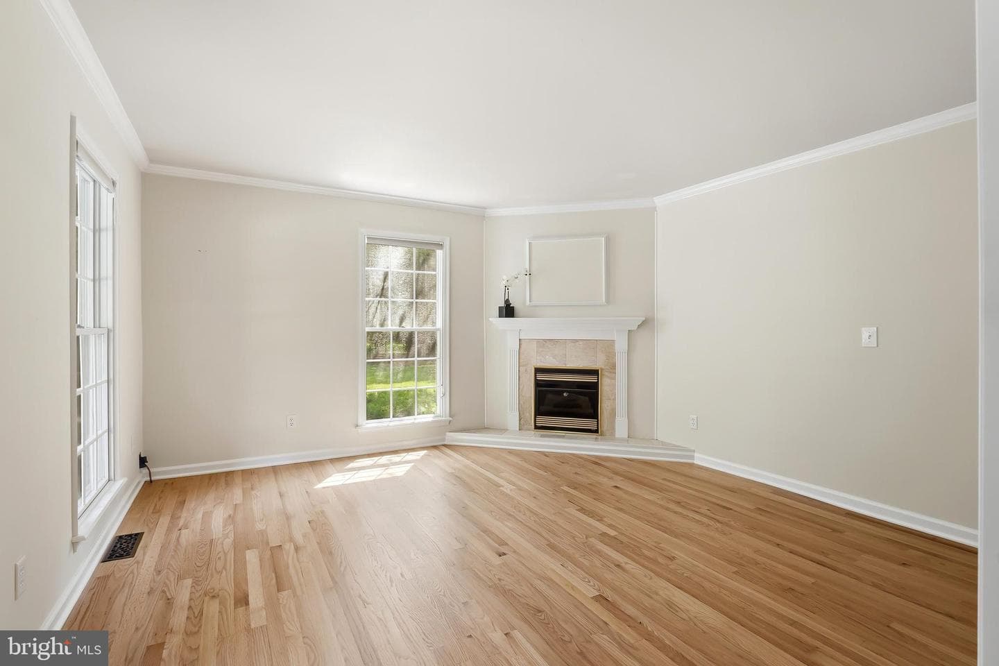 27939 Waverly Road photo 6
