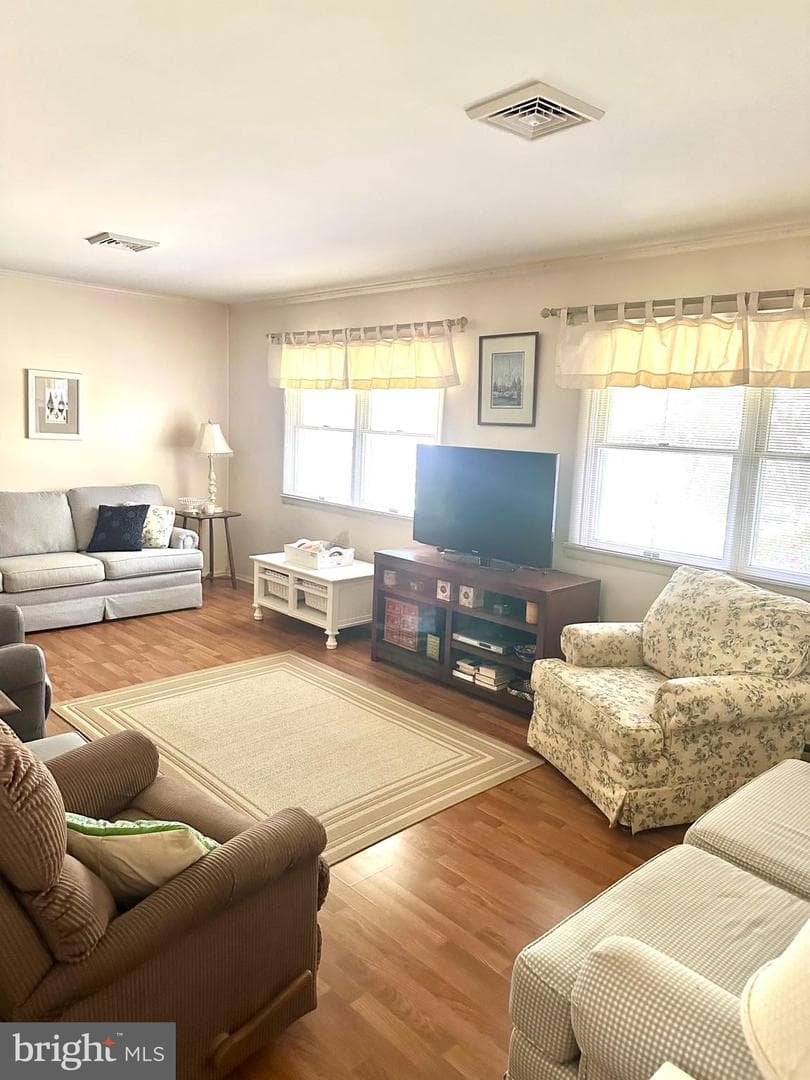 818 Applewood Court photo 11