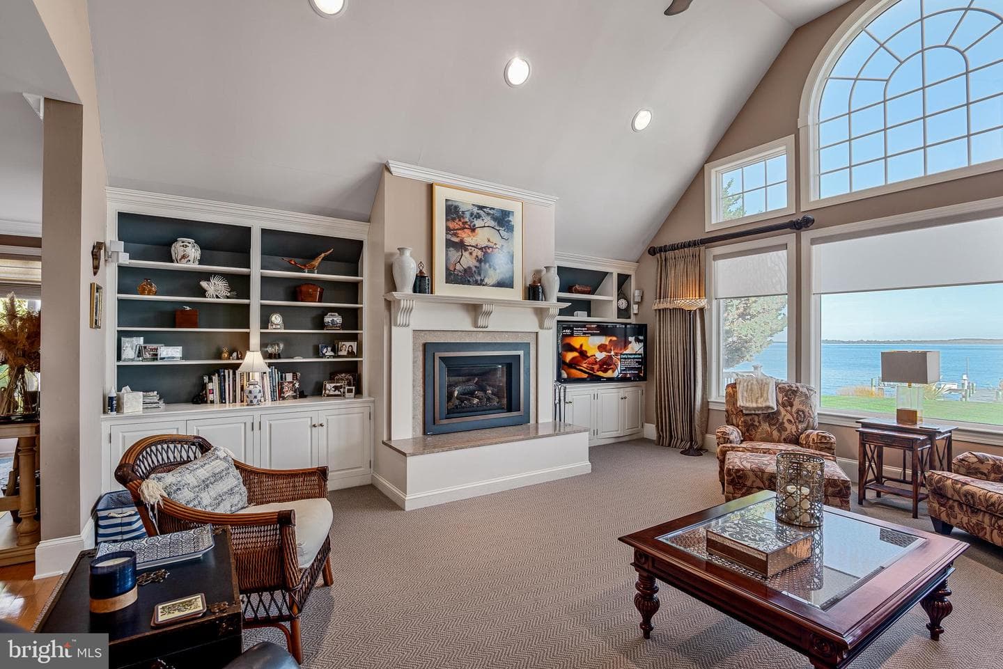 24678 New Post Road photo 9