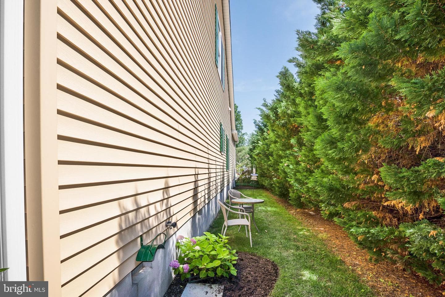 109 W Marengo Street photo 31