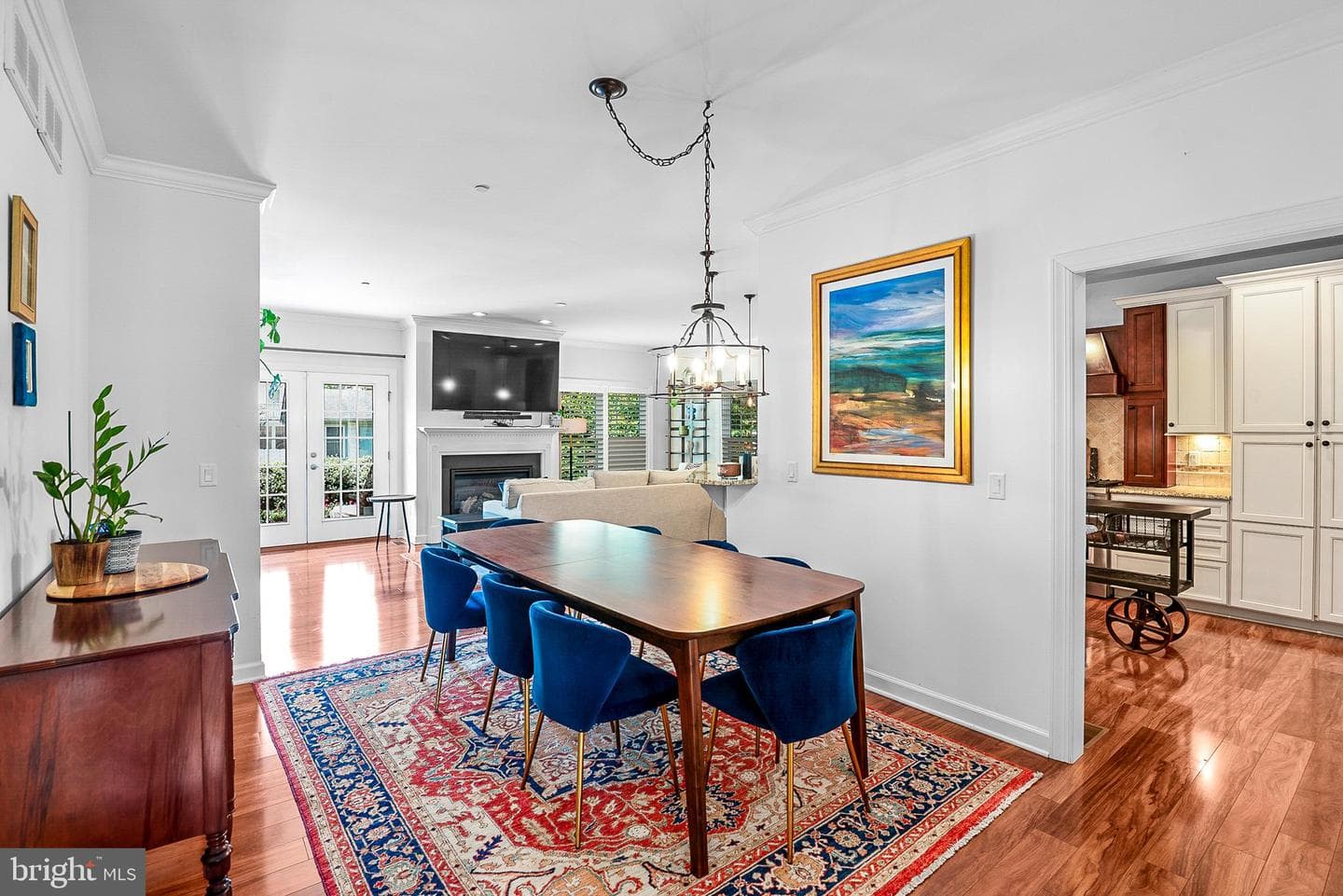 109 W Marengo Street photo 5