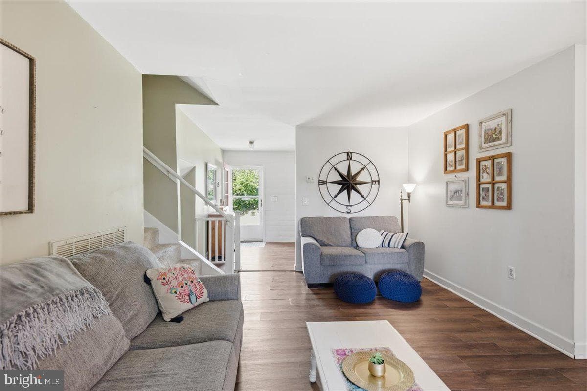 29331 Fourth Street photo 10