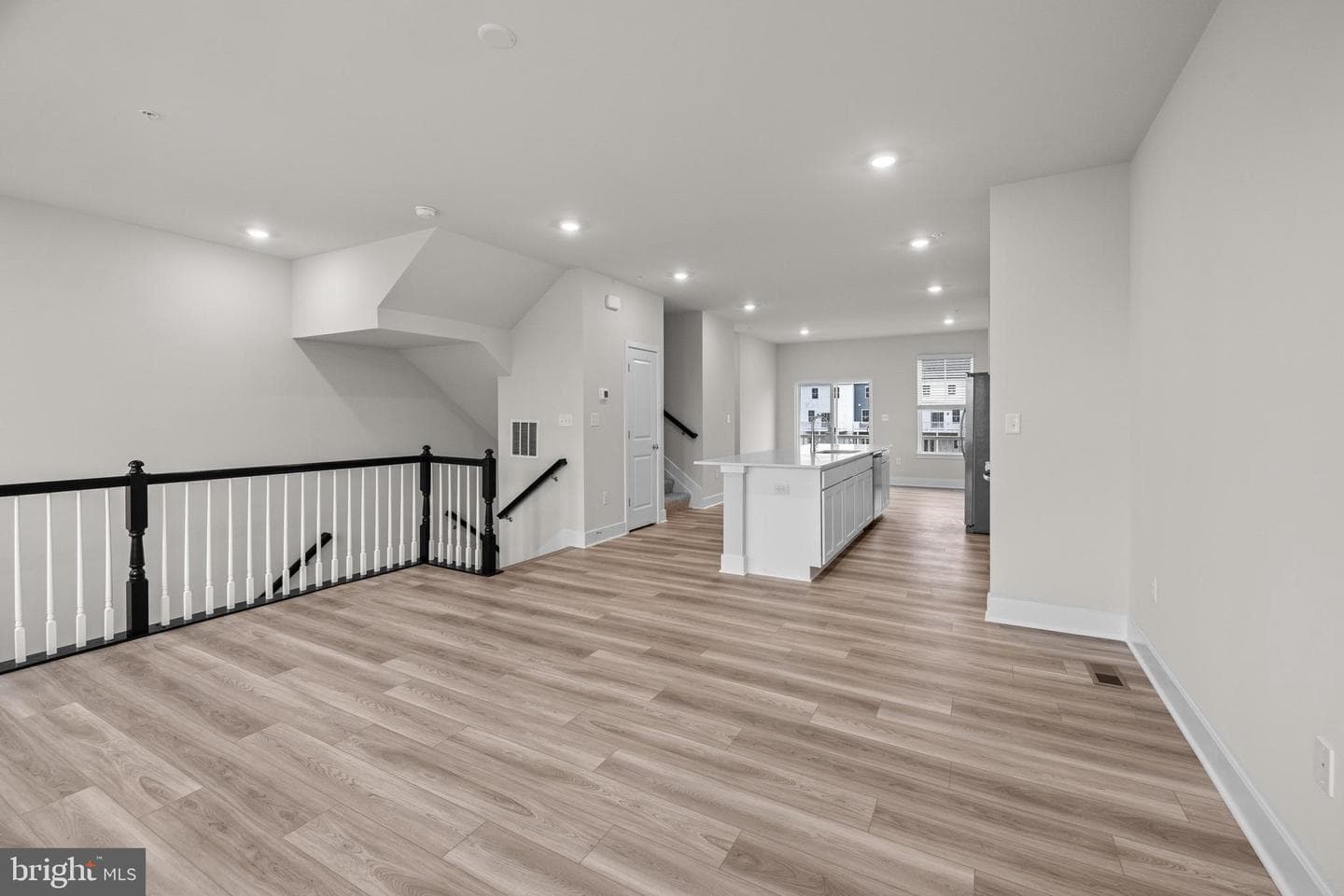 1416 Lake Geneva Drive photo 4