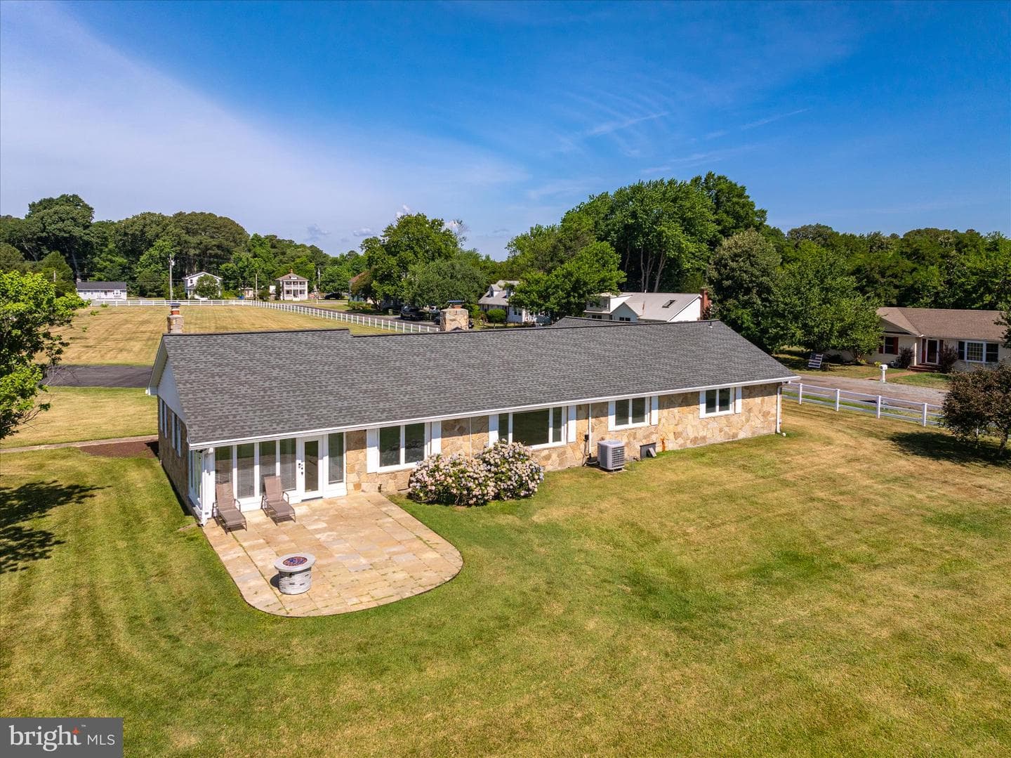 21441 Dogwood Cove Road photo 100
