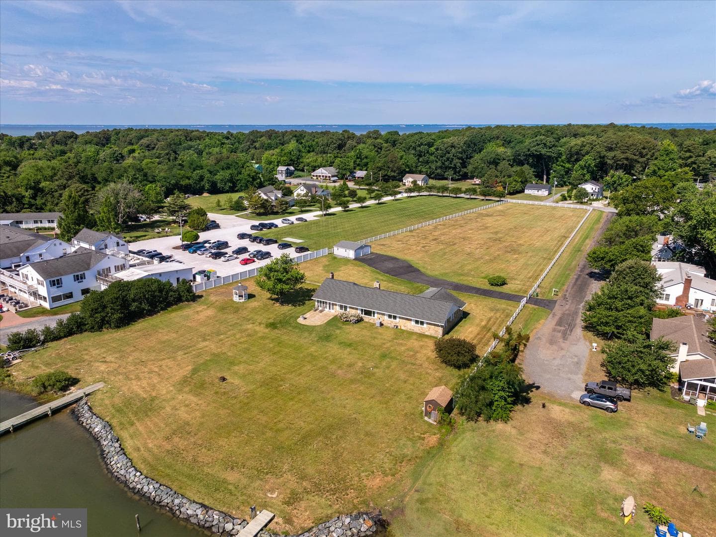 21441 Dogwood Cove Road photo 102