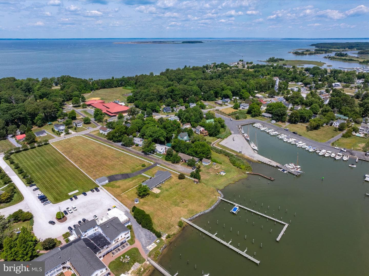 21441 Dogwood Cove Road photo 111
