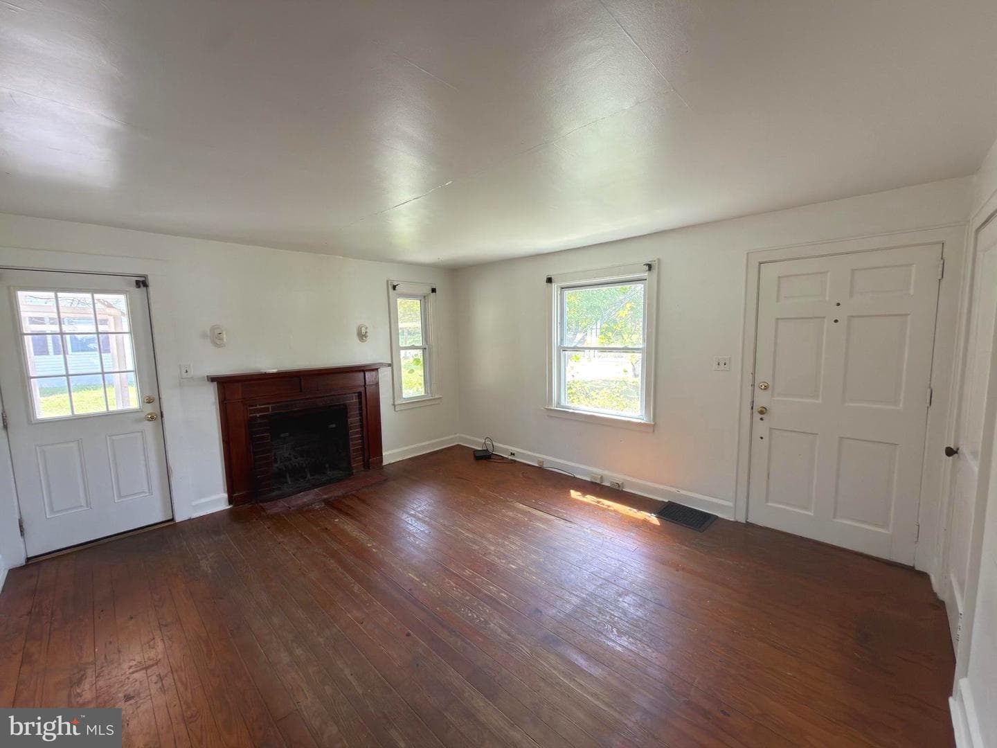 127 Chapel Road photo 4