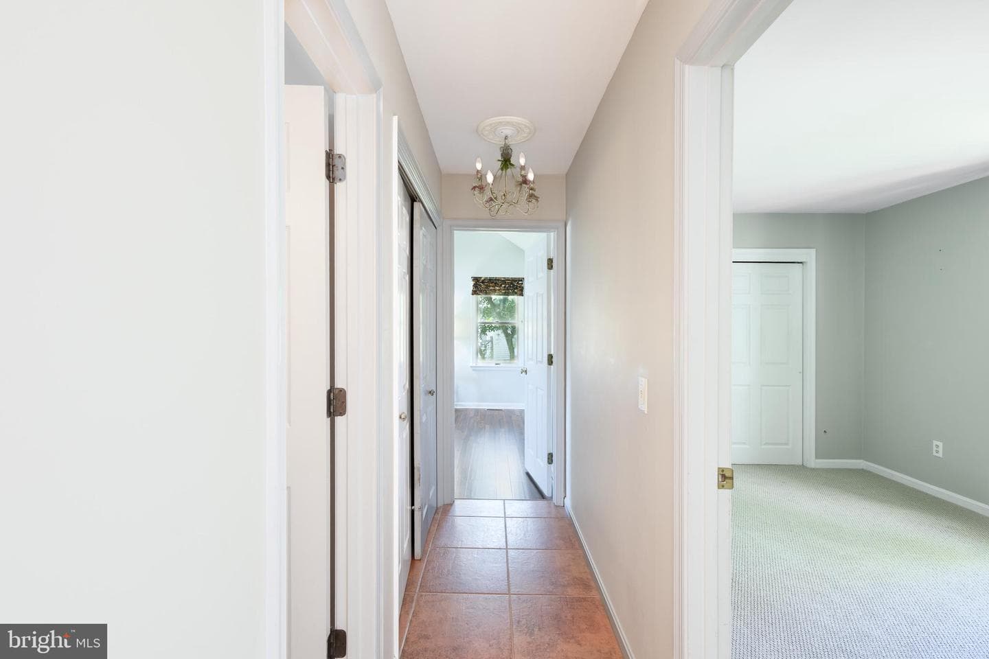 312 Spring Drive photo 17