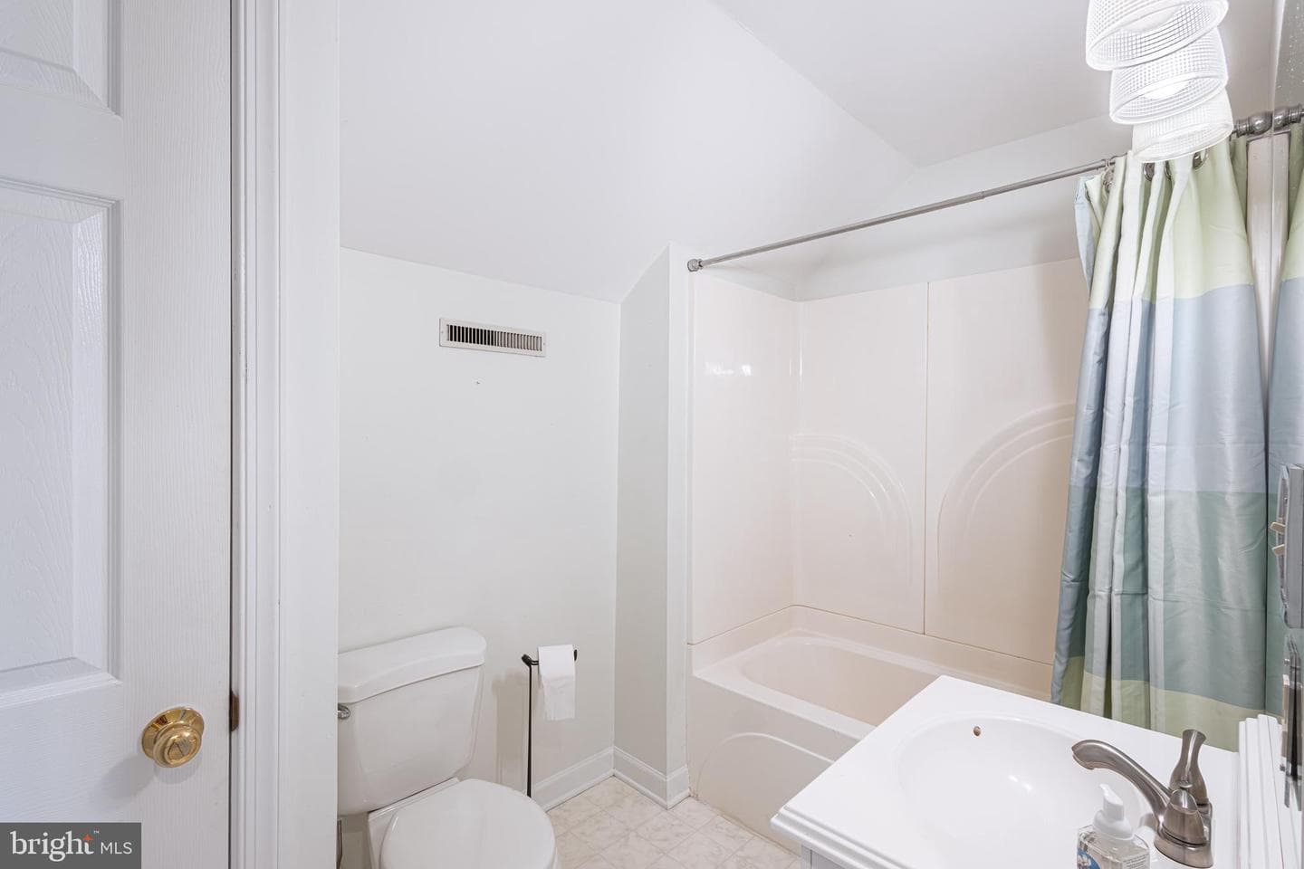 312 Spring Drive photo 26