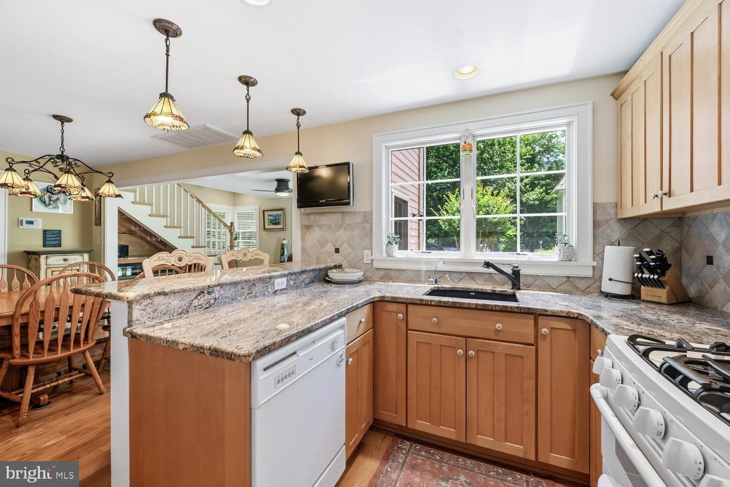 228 South Street photo 19