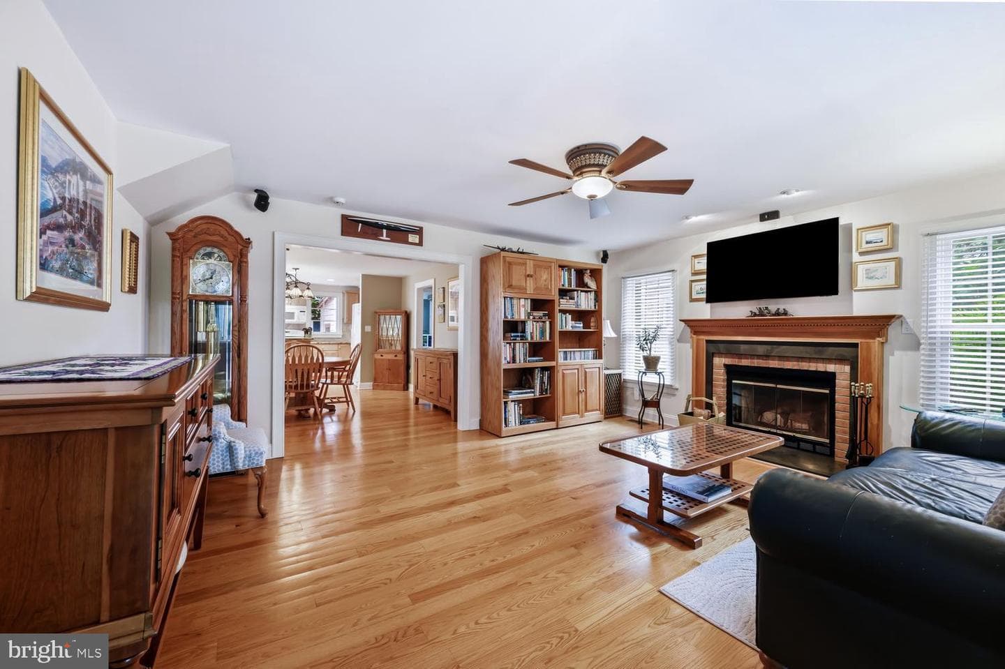228 South Street photo 5