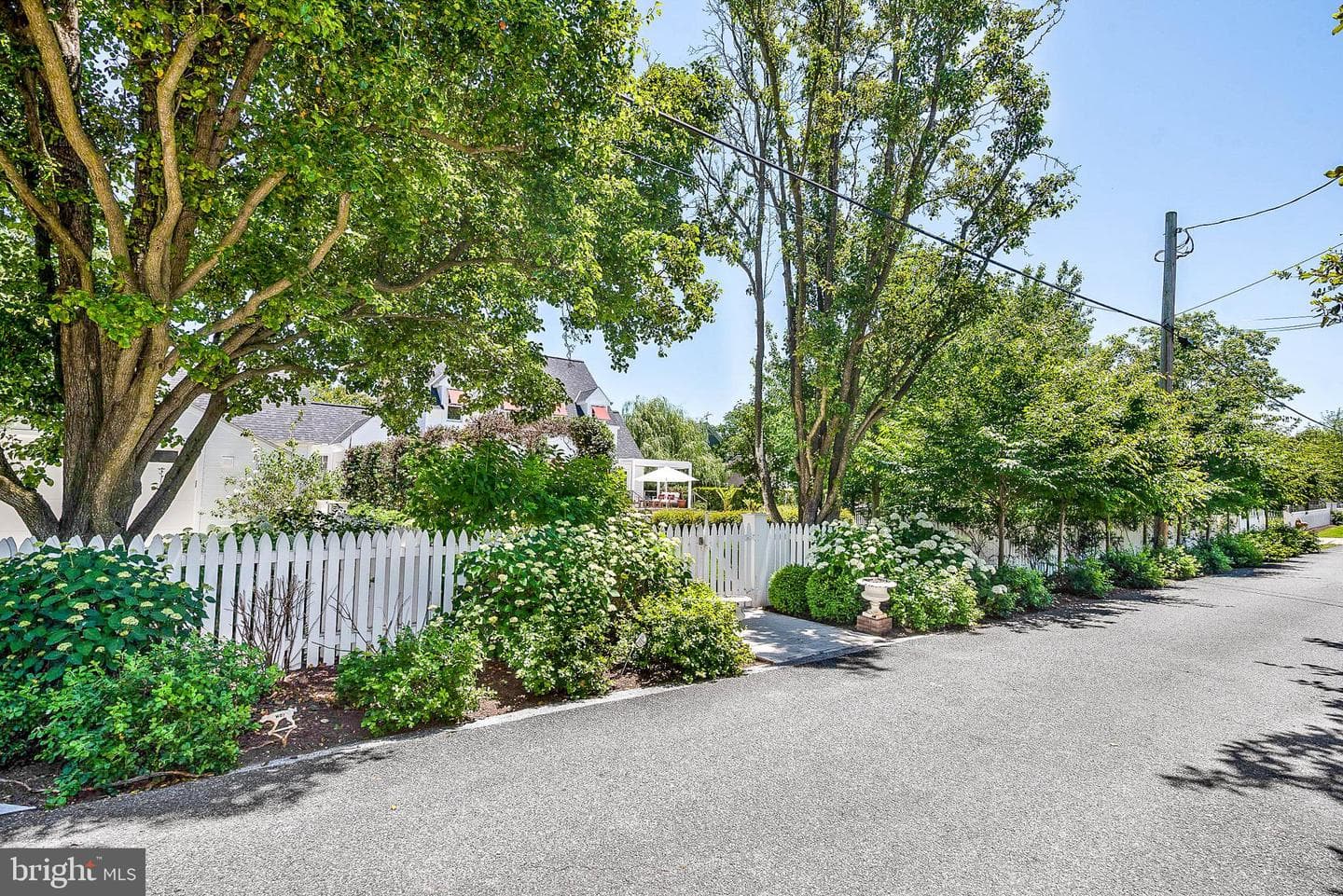 208 Factory Street photo 60