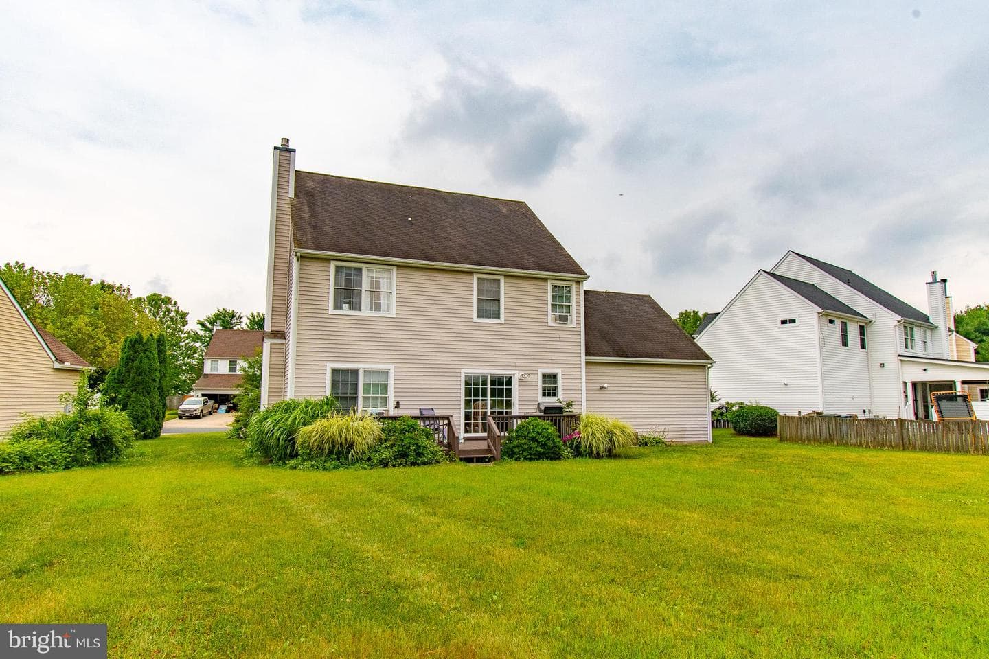 8804 Roundhouse Cir photo 32