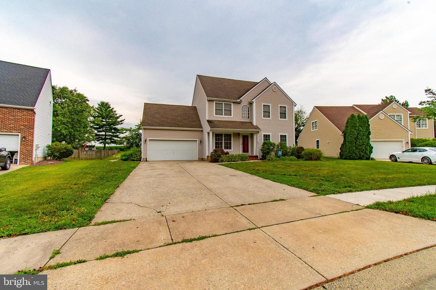 8804 Roundhouse Cir photo 33