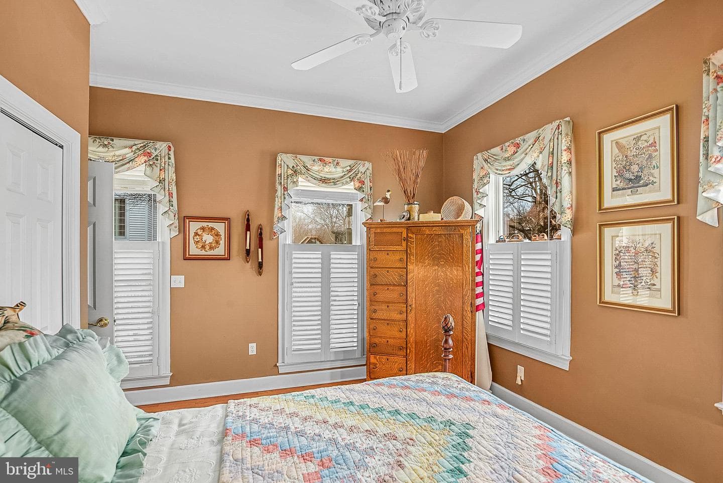 28713 Emanuel Street photo 14