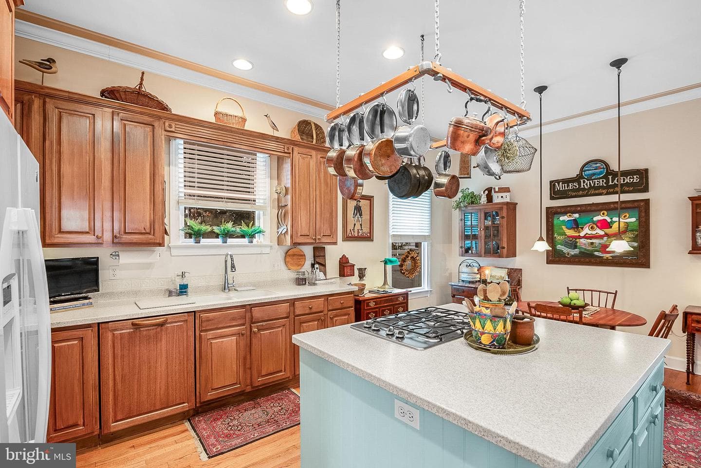 28713 Emanuel Street photo 4