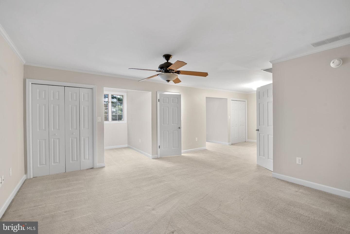 1175 S Washington Street #18 photo 13