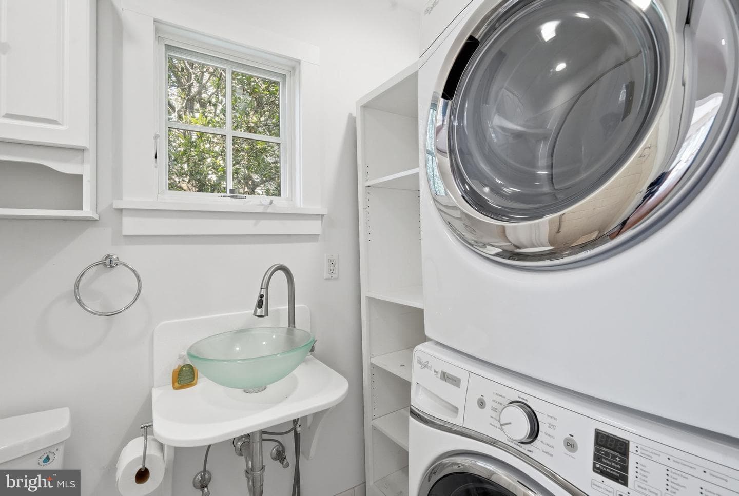 104 Myrtle Street photo 40