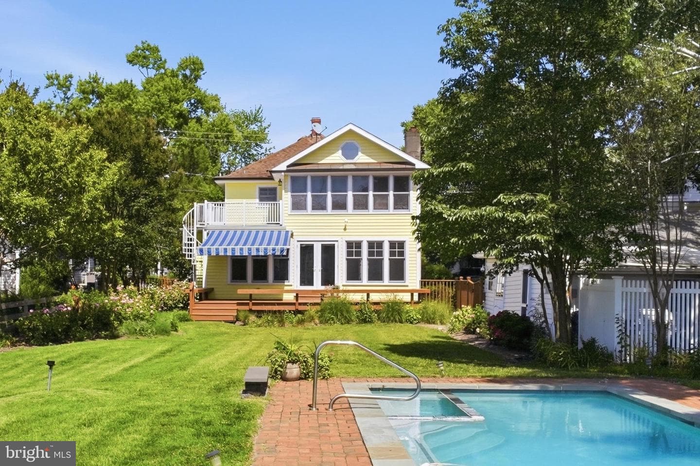 104 Myrtle Street photo 44