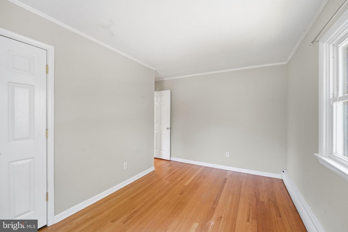 29328 Dutchmans Lane photo 23