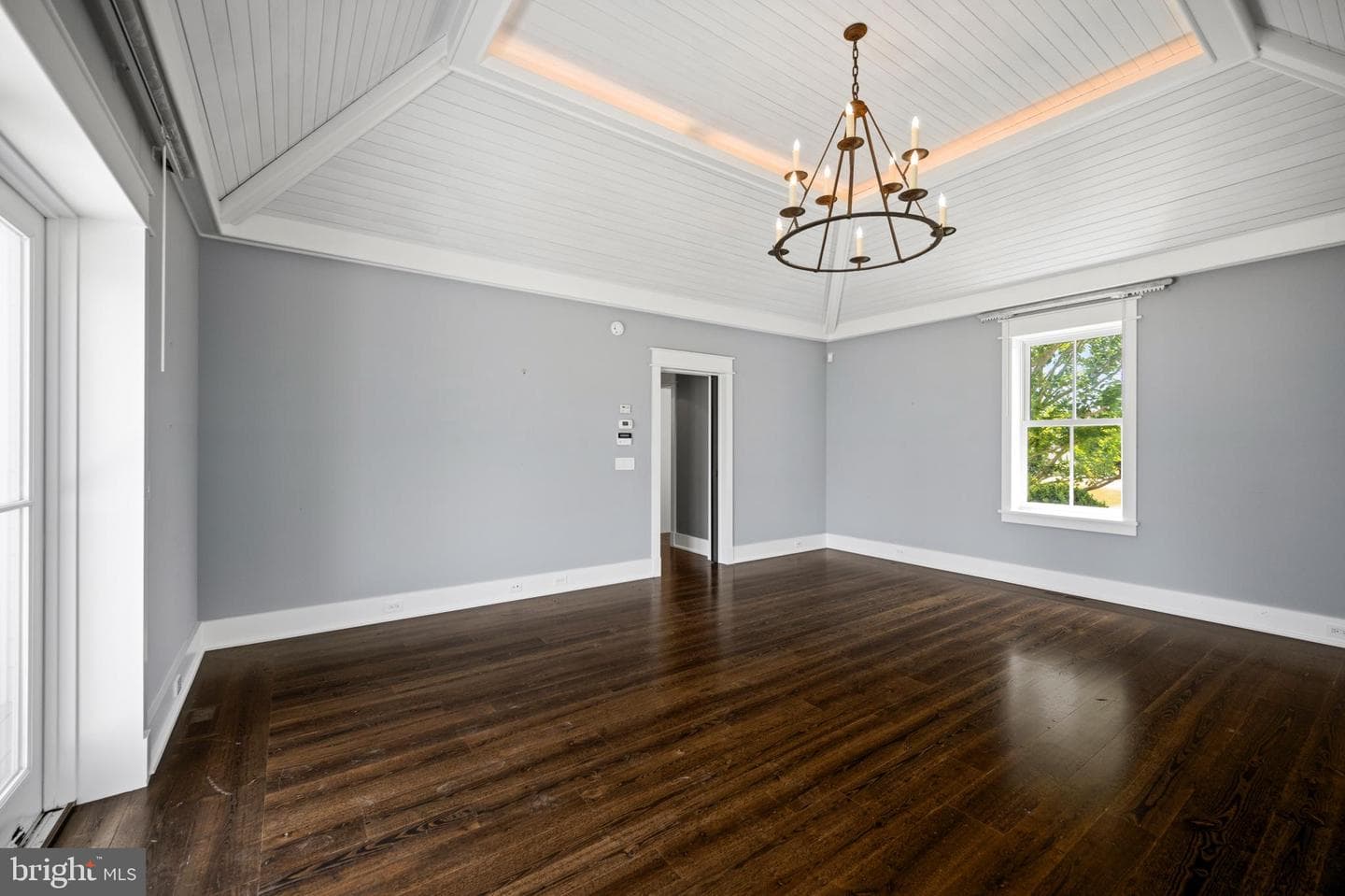 22101 Grafton Manour Lane photo 35
