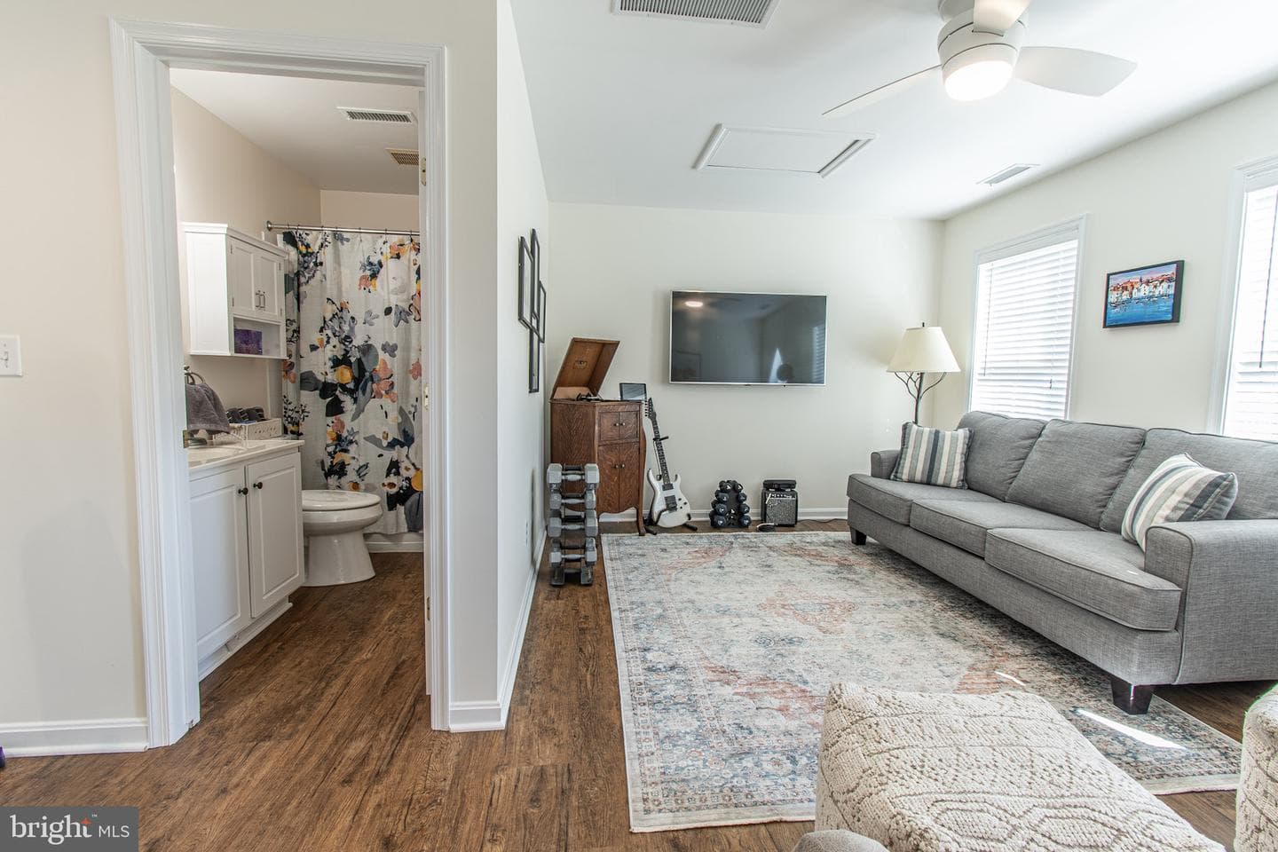 7432 Karen Avenue photo 31