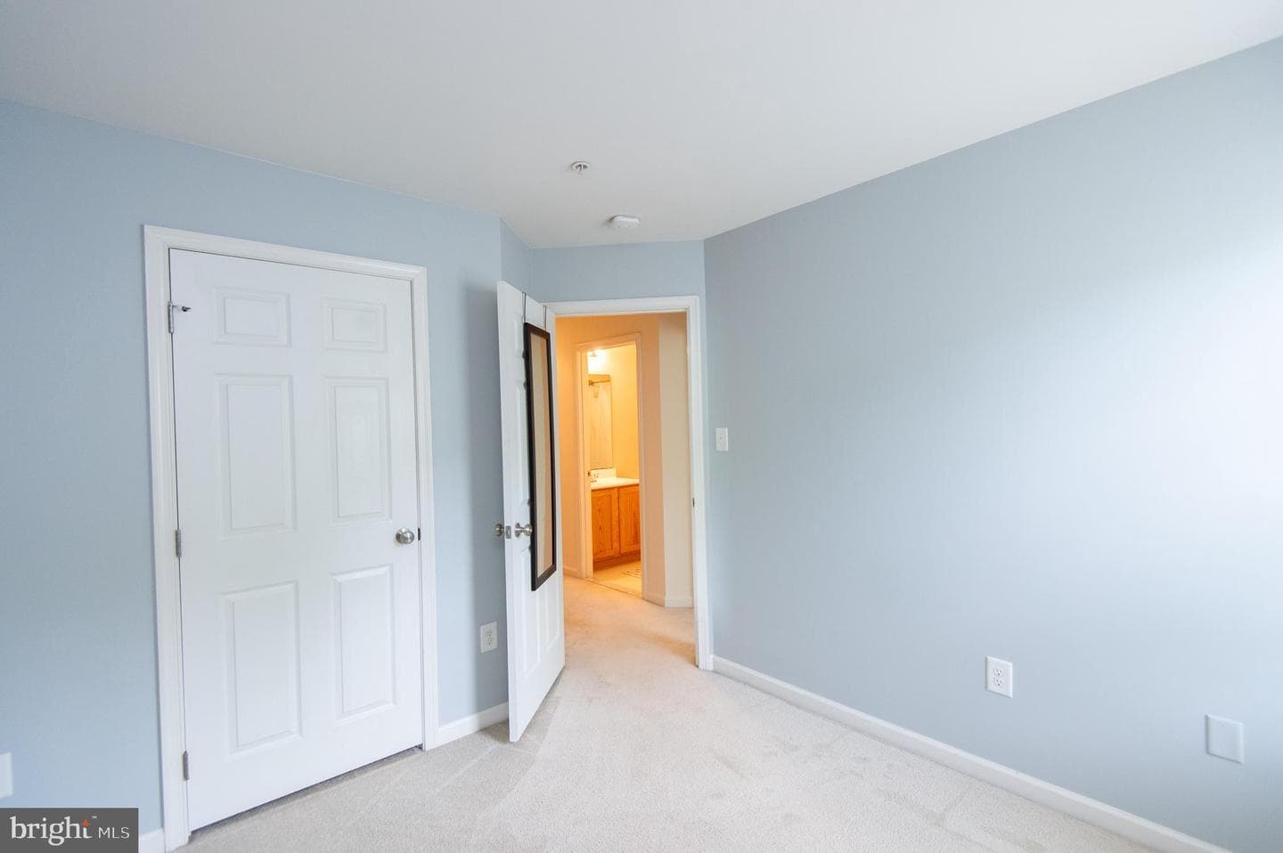 300 Dixon Street #505 photo 24