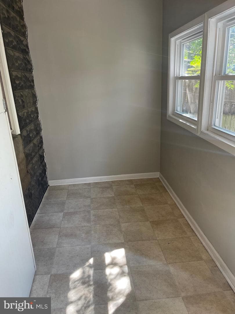 109 Randolph Avenue photo 16