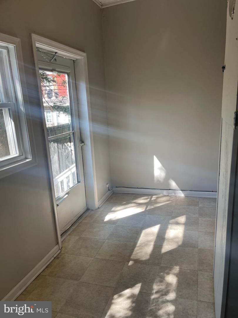 109 Randolph Avenue photo 17