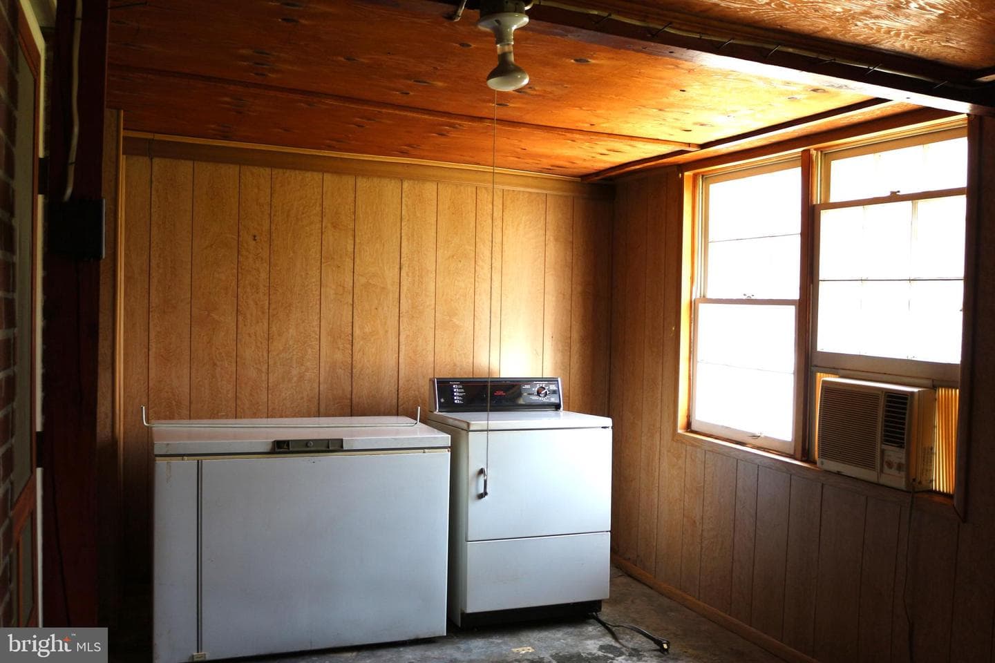 1009 Linwood Road photo 28