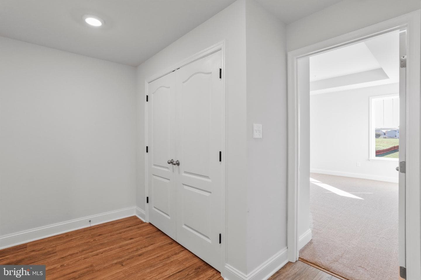 18937 Amesbury Road photo 26