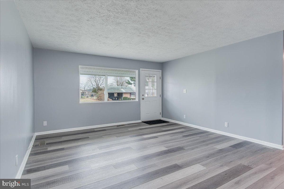 1207 Outer Drive photo 12
