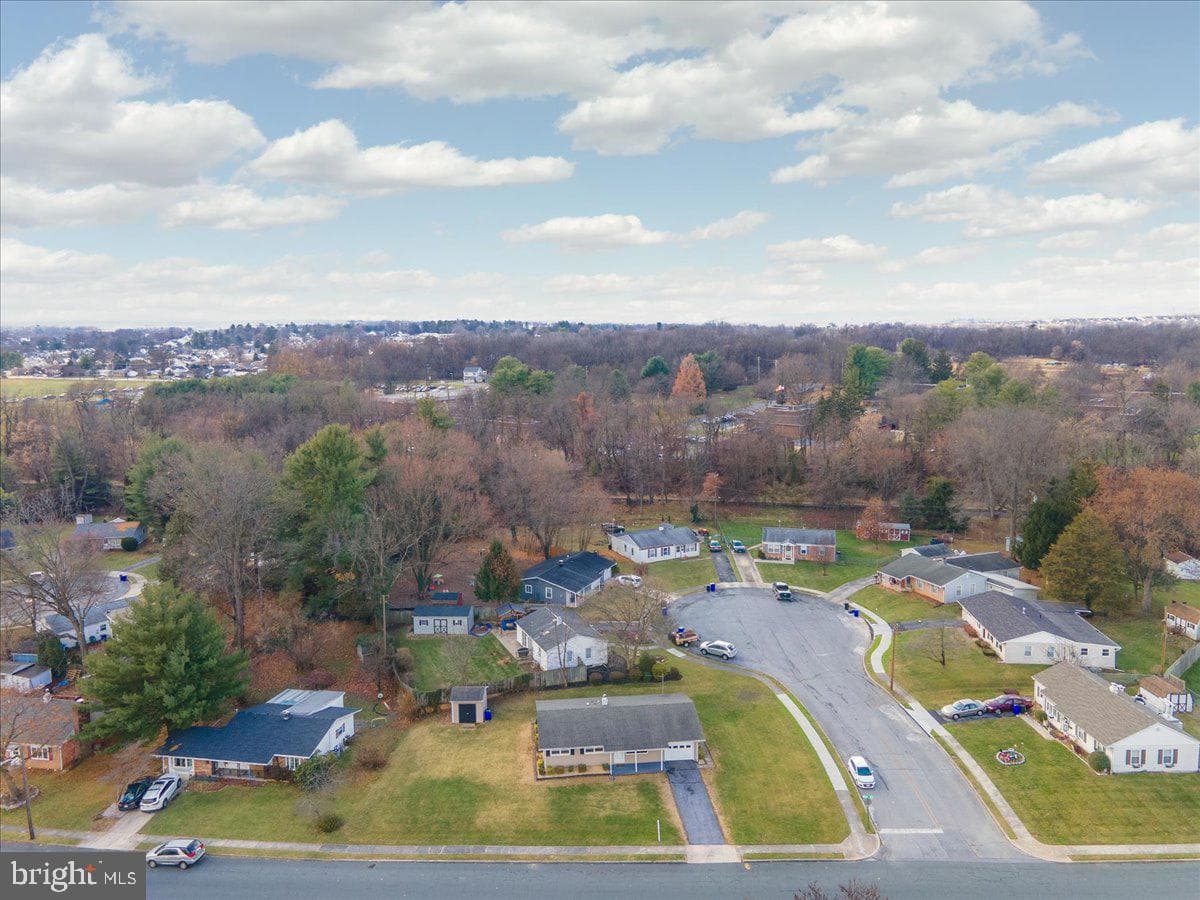 1207 Outer Drive photo 9