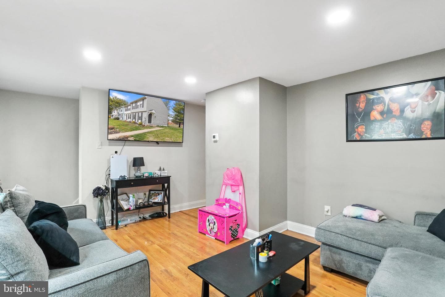 1548 Iris Court photo 6