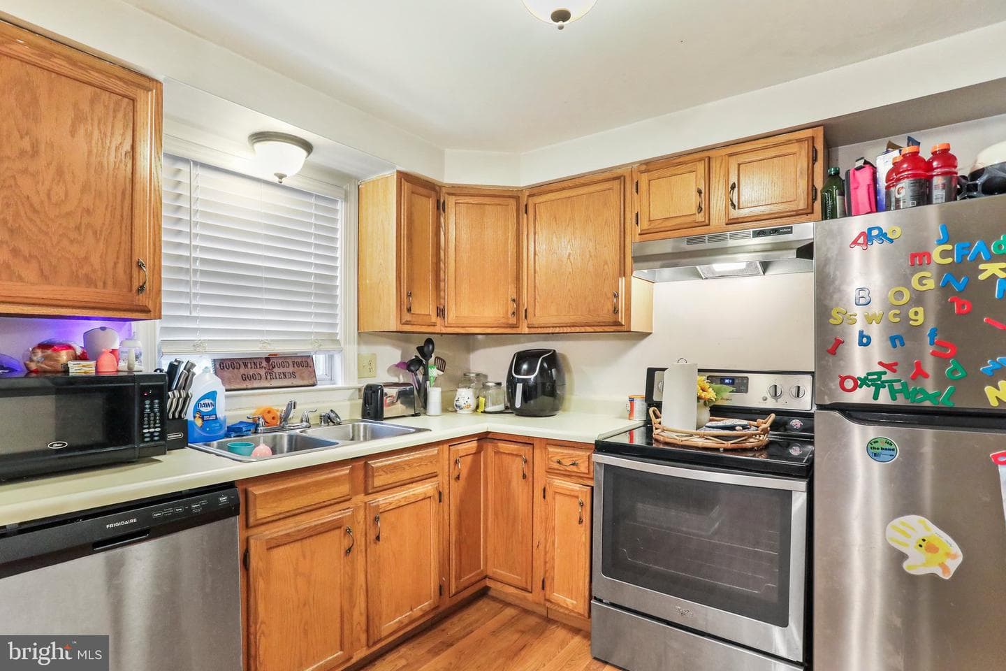 1548 Iris Court photo 8