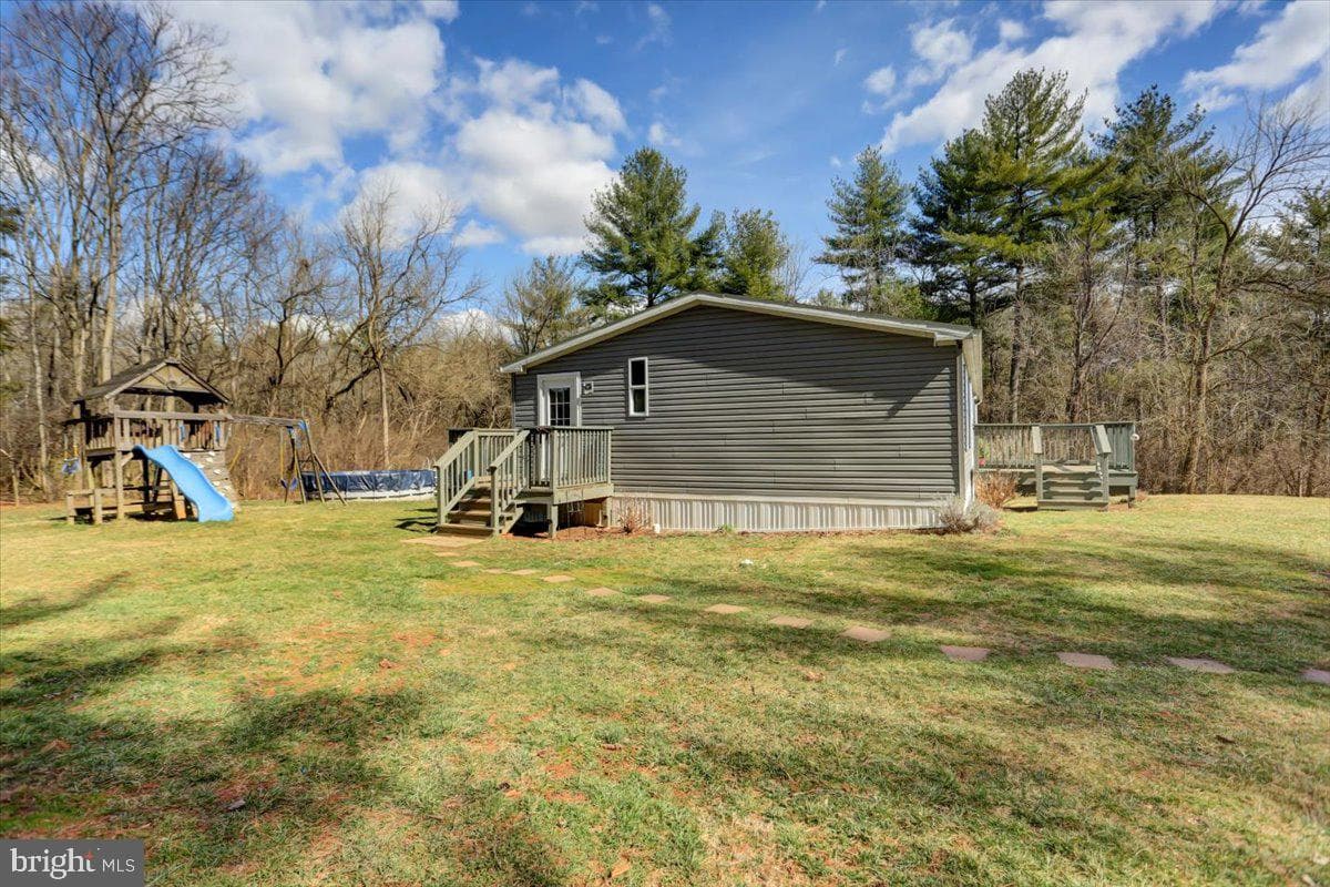 15530 Mobile Road photo 33