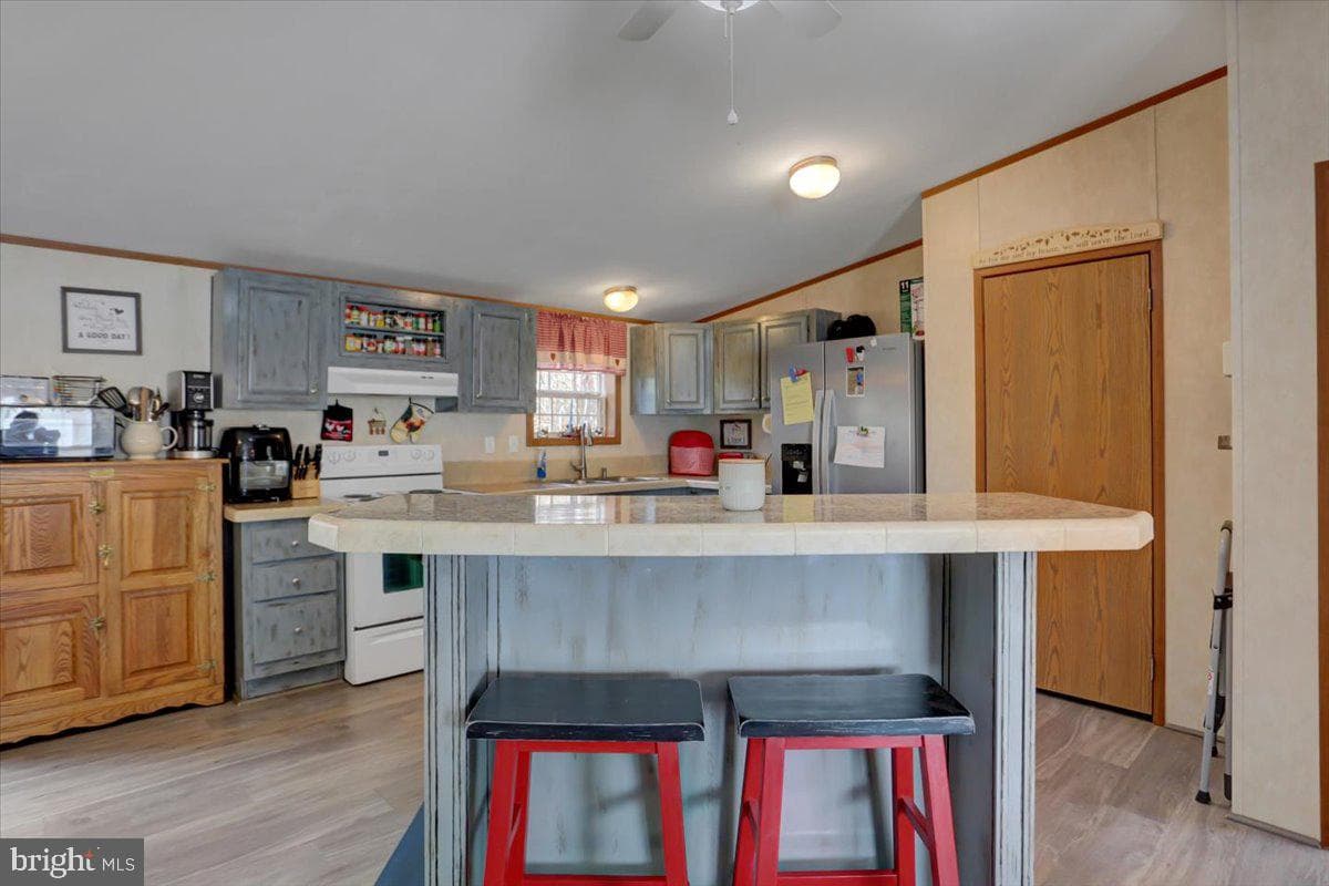 15530 Mobile Road photo 8