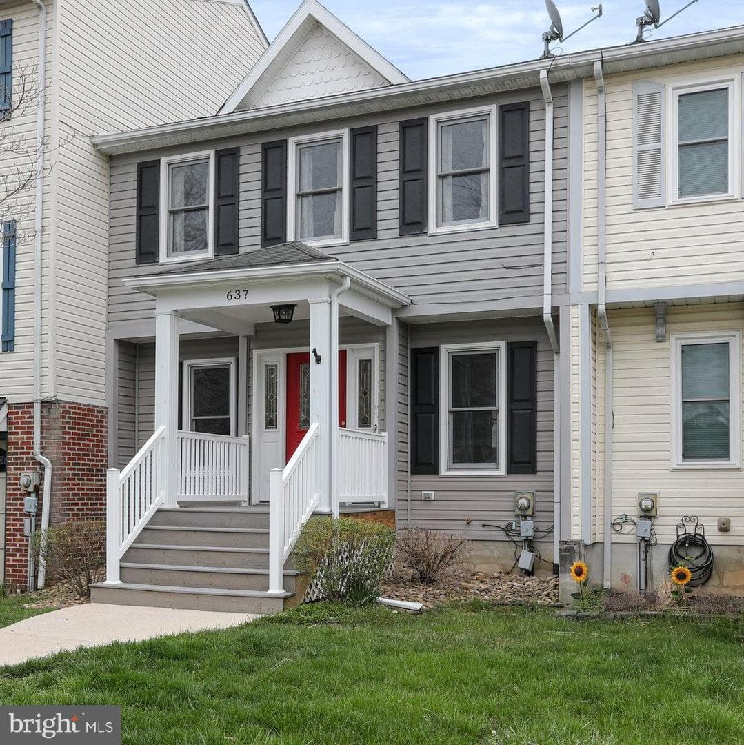 637 Knightsbridge Drive photo 4
