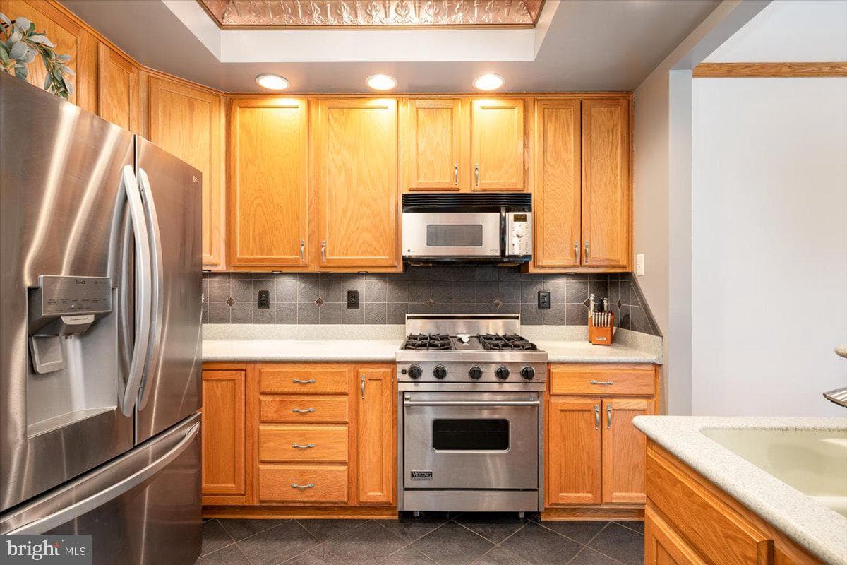 1215 Lindsay Lane photo 18