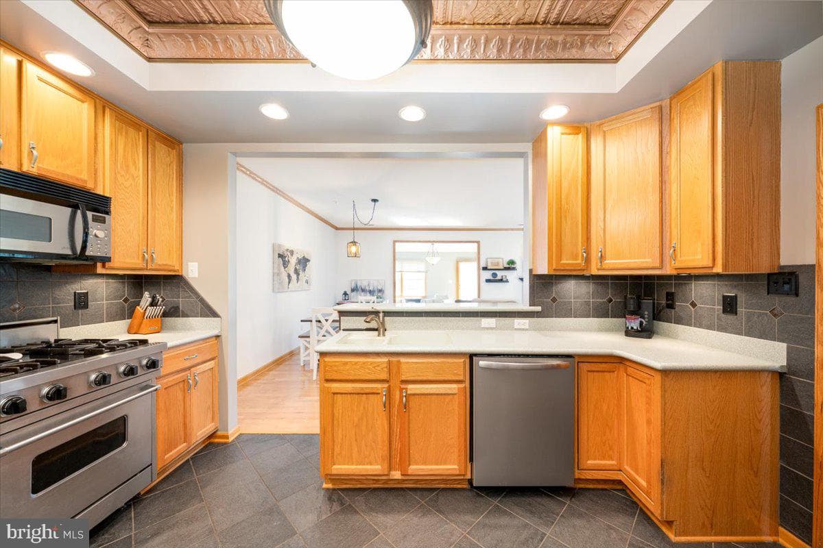 1215 Lindsay Lane photo 19