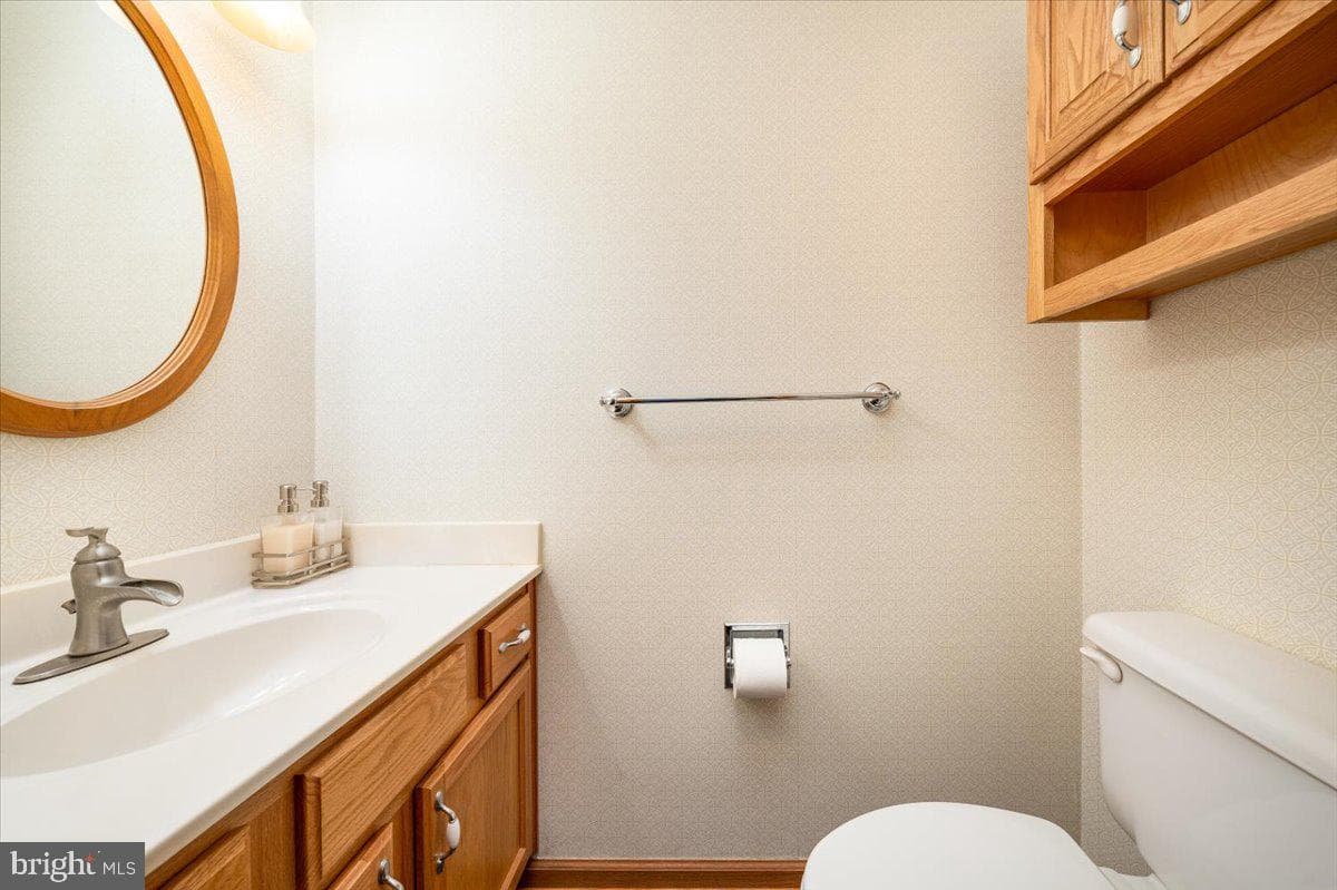 1215 Lindsay Lane photo 29