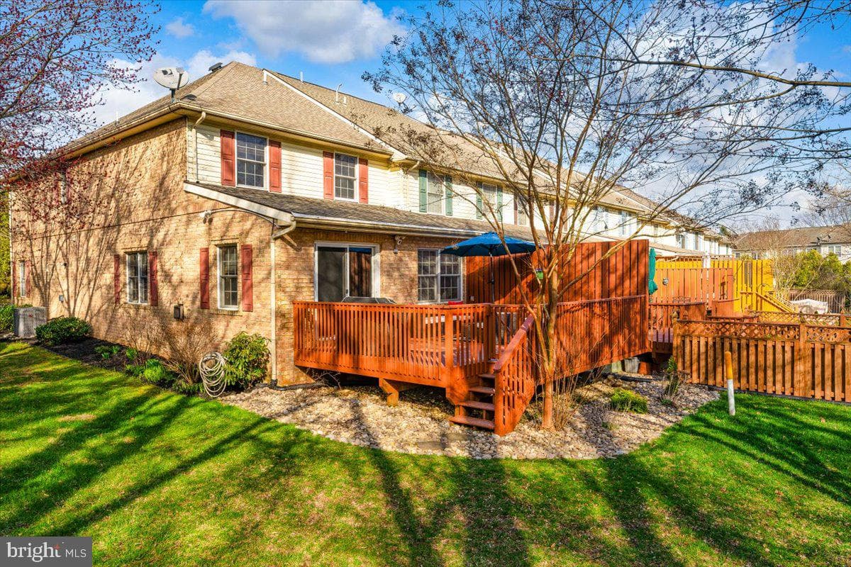 1215 Lindsay Lane photo 46