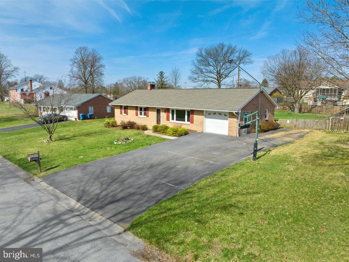 16732 Buford Drive photo 20