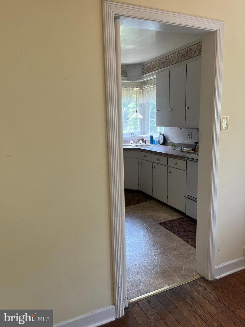 12820 Lauran Road photo 7
