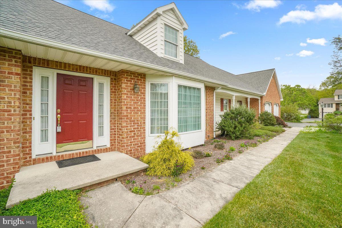10448 Bailey Road photo 4