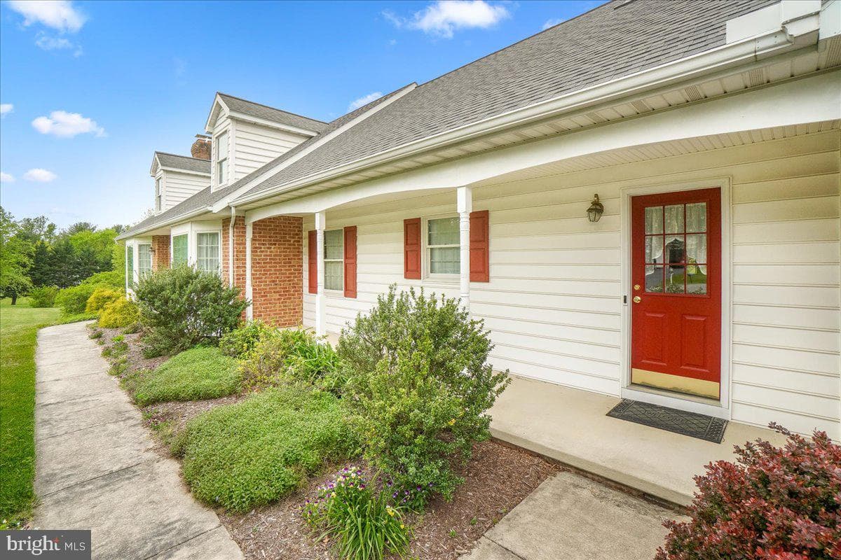 10448 Bailey Road photo 5