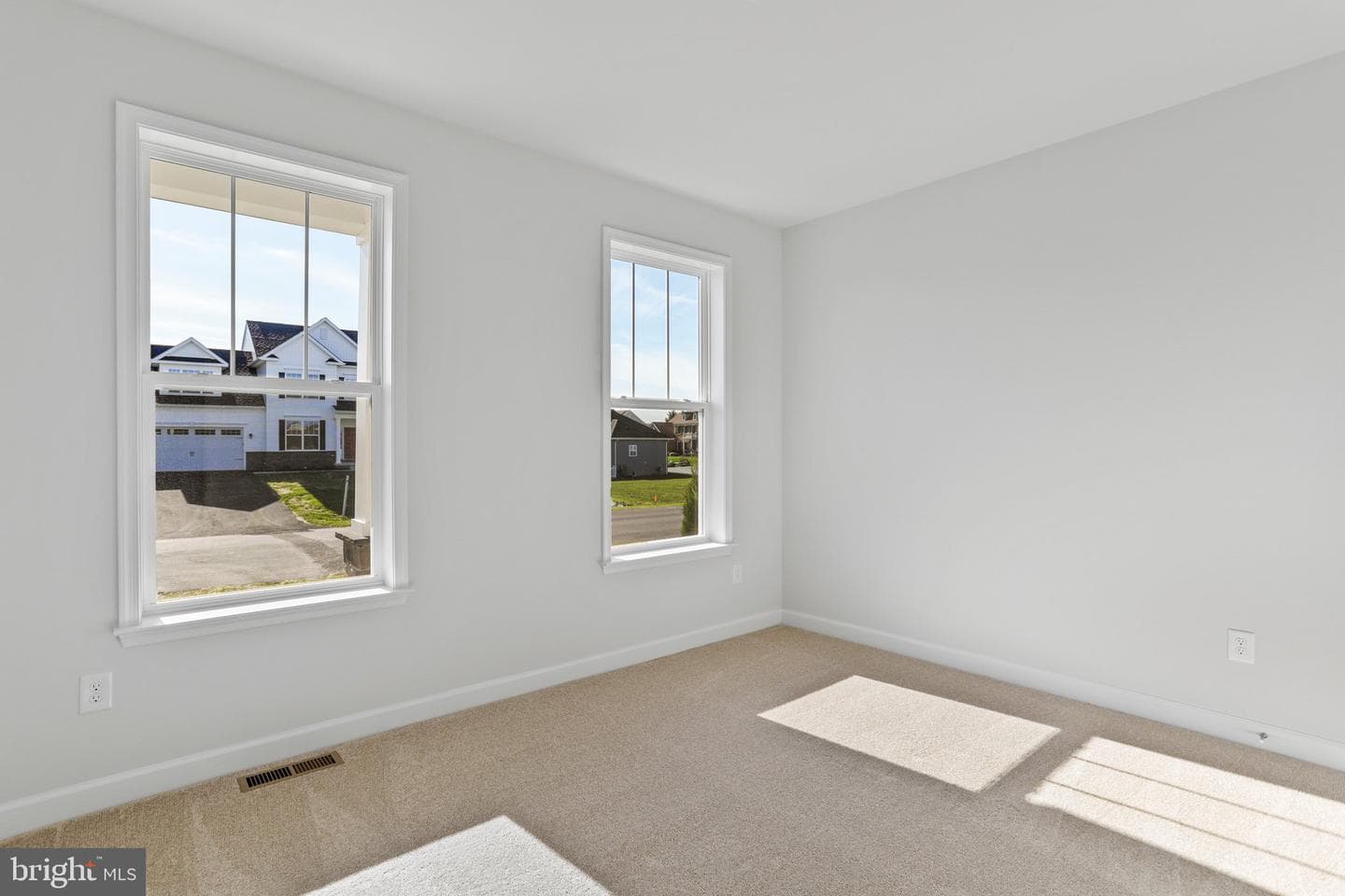 13807 Pulaski Drive photo 20